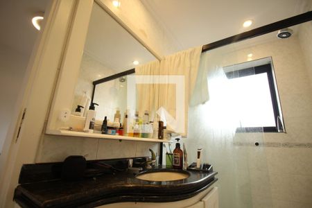 Apartamento à venda com 220m², 4 quartos e 4 vagasBanheiro