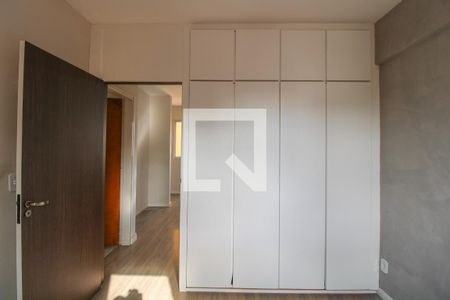 Quarto de apartamento à venda com 1 quarto, 48m² em Centro, Campinas