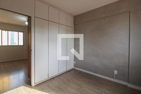 Quarto de apartamento à venda com 1 quarto, 48m² em Centro, Campinas