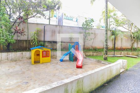 Apartamento à venda com 96m², 4 quartos e 1 vaga Apartamento à venda com 96m², 4 quartos e 1 vagaÁrea comum - Playground