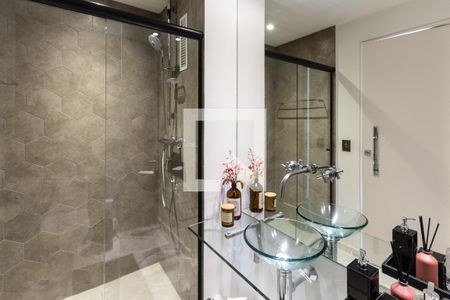 Apartamento à venda com 70m², 2 quartos e 2 vagasBanheiro