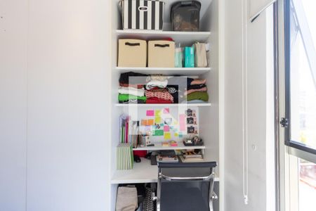 Apartamento à venda com 70m², 2 quartos e 2 vagasQuarto 2