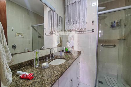 Apartamento à venda com 142m², 4 quartos e 3 vagasBanheiro da Suíte