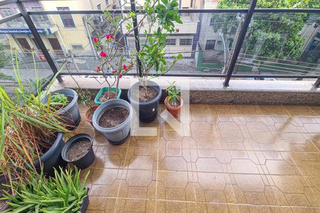 Apartamento à venda com 142m², 4 quartos e 3 vagasVaranda Quarto 2 