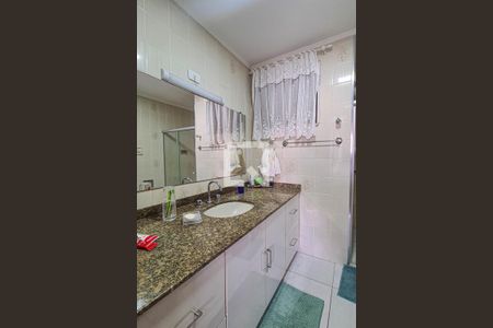 Apartamento à venda com 142m², 4 quartos e 3 vagasBanheiro da Suíte