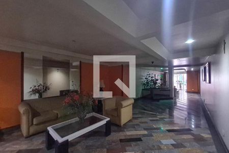 Apartamento à venda com 142m², 4 quartos e 3 vagasHall social