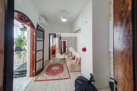 Casa à venda com 201m², 4 quartos e 2 vagas Casa à venda com 201m², 4 quartos e 2 vagasquarto 2 Varanda