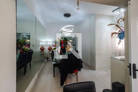 Casa à venda com 201m², 4 quartos e 2 vagas Casa à venda com 201m², 4 quartos e 2 vagasSala de Jantar