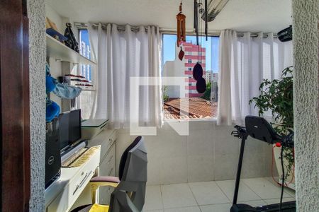 Casa à venda com 201m², 4 quartos e 2 vagas Casa à venda com 201m², 4 quartos e 2 vagasquarto 2 Varanda