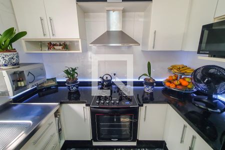 Casa à venda com 201m², 4 quartos e 2 vagas Casa à venda com 201m², 4 quartos e 2 vagascozinha