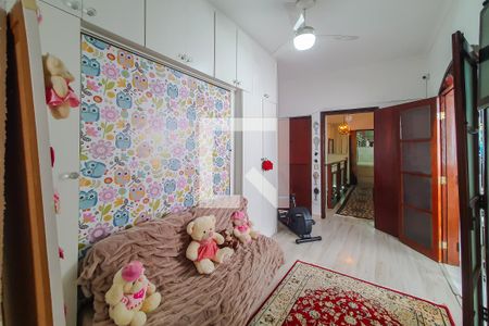 Casa à venda com 201m², 4 quartos e 2 vagas Casa à venda com 201m², 4 quartos e 2 vagasquarto 2 Varanda