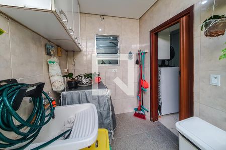 Casa à venda com 201m², 4 quartos e 2 vagas Casa à venda com 201m², 4 quartos e 2 vagasÁrea de Serviço