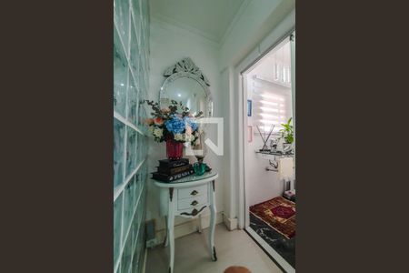 Casa à venda com 201m², 4 quartos e 2 vagas Casa à venda com 201m², 4 quartos e 2 vagaslavabo