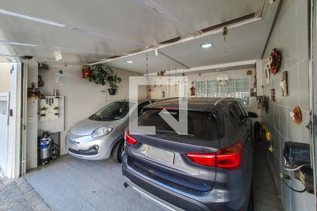 Casa à venda com 201m², 4 quartos e 2 vagas Casa à venda com 201m², 4 quartos e 2 vagasgaragem