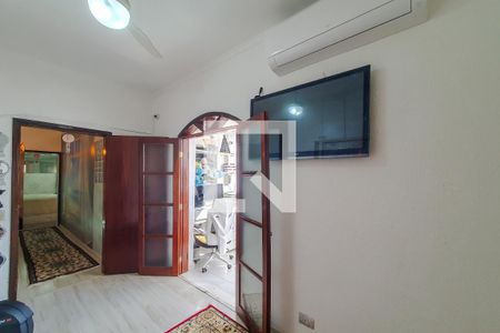 Casa à venda com 201m², 4 quartos e 2 vagas Casa à venda com 201m², 4 quartos e 2 vagasquarto 2 Varanda