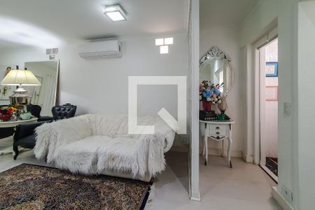 Casa à venda com 201m², 4 quartos e 2 vagas Casa à venda com 201m², 4 quartos e 2 vagassala