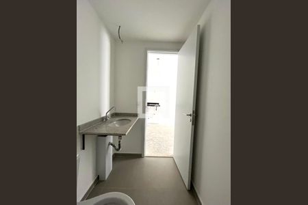 Apartamento à venda com 34m², 1 quarto e 1 vaga Apartamento à venda com 34m², 1 quarto e 1 vagaBanheiro