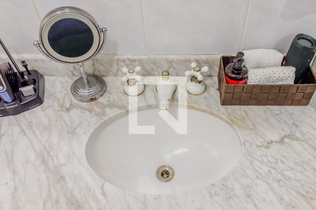 Casa à venda com 304m², 5 quartos e 3 vagasBanheiro