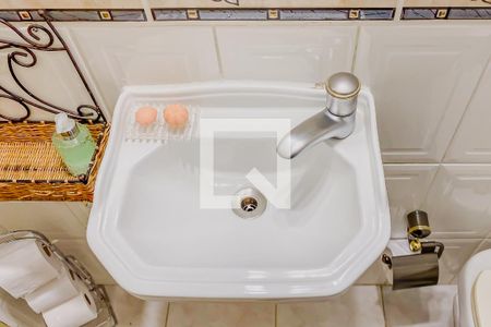 Casa à venda com 304m², 5 quartos e 3 vagasLavabo