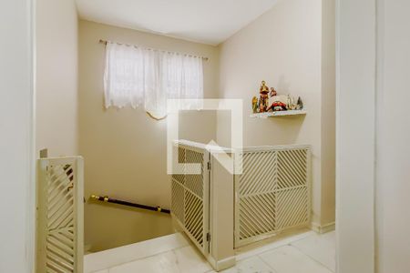 Casa à venda com 304m², 5 quartos e 3 vagasCorredor