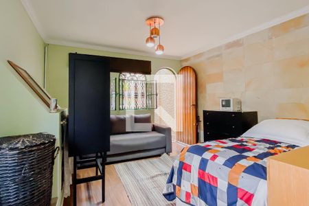 Casa à venda com 304m², 5 quartos e 3 vagasSuíte 2