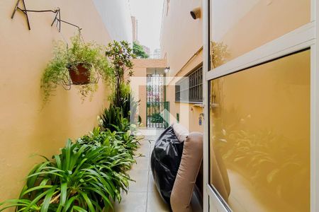 Casa à venda com 304m², 5 quartos e 3 vagasEntrada