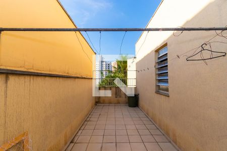 Casa à venda com 359m², 3 quartos e 4 vagasQuintal