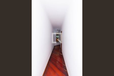 Casa à venda com 359m², 3 quartos e 4 vagasCorredor