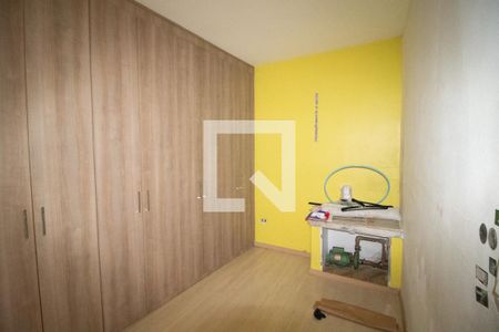 Casa à venda com 1200m², 3 quartos e 5 vagas Casa à venda com 1200m², 3 quartos e 5 vagasCloset da suíte 2