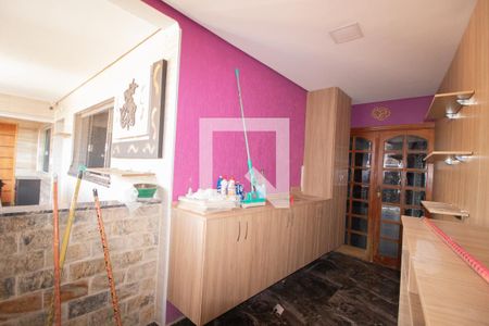 Casa à venda com 1200m², 3 quartos e 5 vagas Casa à venda com 1200m², 3 quartos e 5 vagasChurrasqueira