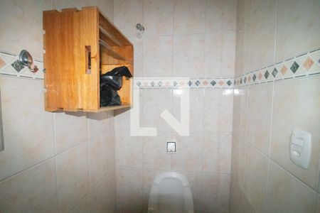 Casa à venda com 1200m², 3 quartos e 5 vagas Casa à venda com 1200m², 3 quartos e 5 vagasBanheiro da Suíte 1