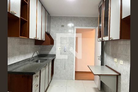 Apartamento à venda com 83m², 3 quartos e 2 vagasCozinha