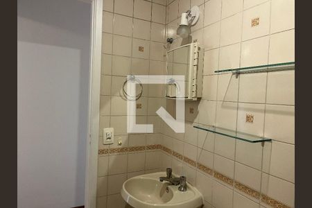 Apartamento à venda com 83m², 3 quartos e 2 vagasBanheiro