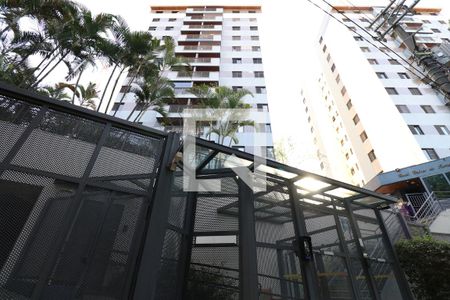 Apartamento à venda com 83m², 3 quartos e 2 vagasFachada