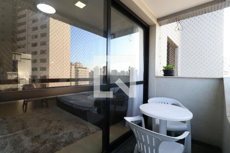 Apartamento à venda com 93m², 3 quartos e 1 vagaVaranda