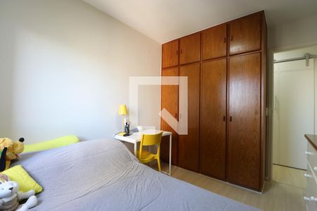 Apartamento à venda com 93m², 3 quartos e 1 vagaQuarto 2