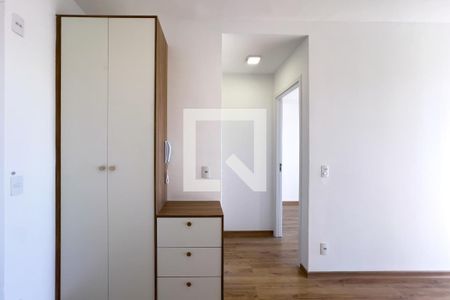 Sala e cozinha de apartamento para alugar com 1 quarto, 36m² em Ipiranga, São Paulo