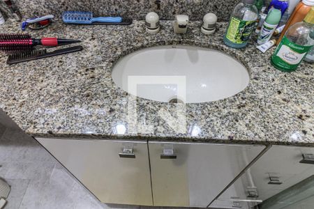 Apartamento à venda com 186m², 3 quartos e 3 vagas Apartamento à venda com 186m², 3 quartos e 3 vagasSuíte - Banheiro