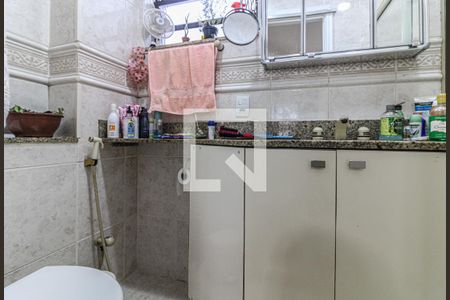 Apartamento à venda com 186m², 3 quartos e 3 vagas Apartamento à venda com 186m², 3 quartos e 3 vagasSuíte - Banheiro