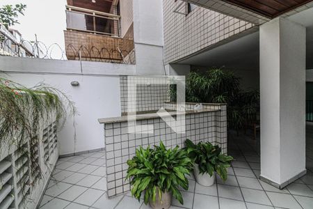 Apartamento à venda com 186m², 3 quartos e 3 vagas Apartamento à venda com 186m², 3 quartos e 3 vagasÁrea comum