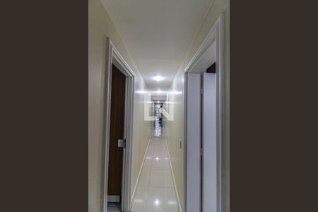 Apartamento à venda com 186m², 3 quartos e 3 vagas Apartamento à venda com 186m², 3 quartos e 3 vagasCorredor