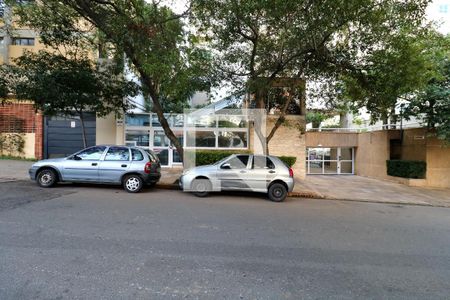 Apartamento à venda com 250m², 3 quartos e 4 vagasFachada
