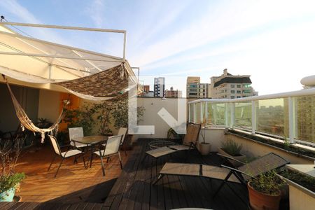 Apartamento à venda com 250m², 3 quartos e 4 vagasÁrea Social