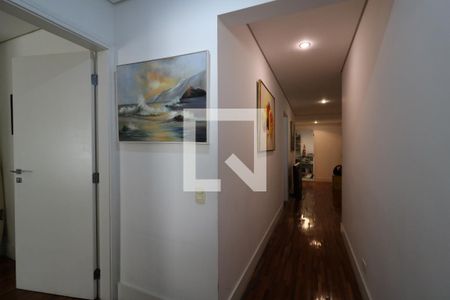 Apartamento à venda com 250m², 3 quartos e 4 vagasCorredor