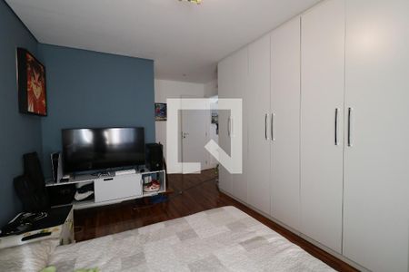 Apartamento à venda com 250m², 3 quartos e 4 vagasSuíte 2