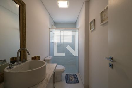 Apartamento à venda com 250m², 3 quartos e 4 vagasBanheiro Social