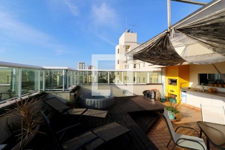 Apartamento à venda com 250m², 3 quartos e 4 vagasÁrea Social