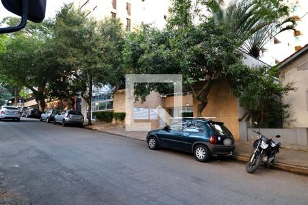 Apartamento à venda com 250m², 3 quartos e 4 vagasFachada