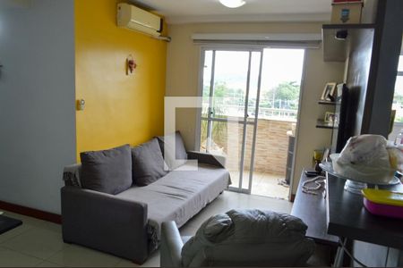 Sala de apartamento para alugar com 2 quartos, 70m² em Taquara, Rio de Janeiro