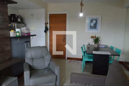 Sala de apartamento para alugar com 2 quartos, 70m² em Taquara, Rio de Janeiro